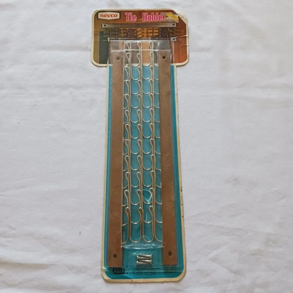 Vintage 1970’s NEVCO Men’s Tie Holder Retro NOS SEALED‎ Wall Mounted